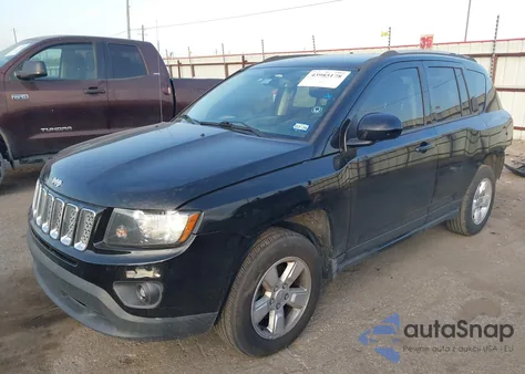 2017 Jeep Compass Latitude Fwd z USA, uszkodzony, nr VIN 1C4NJCEB1HD210917